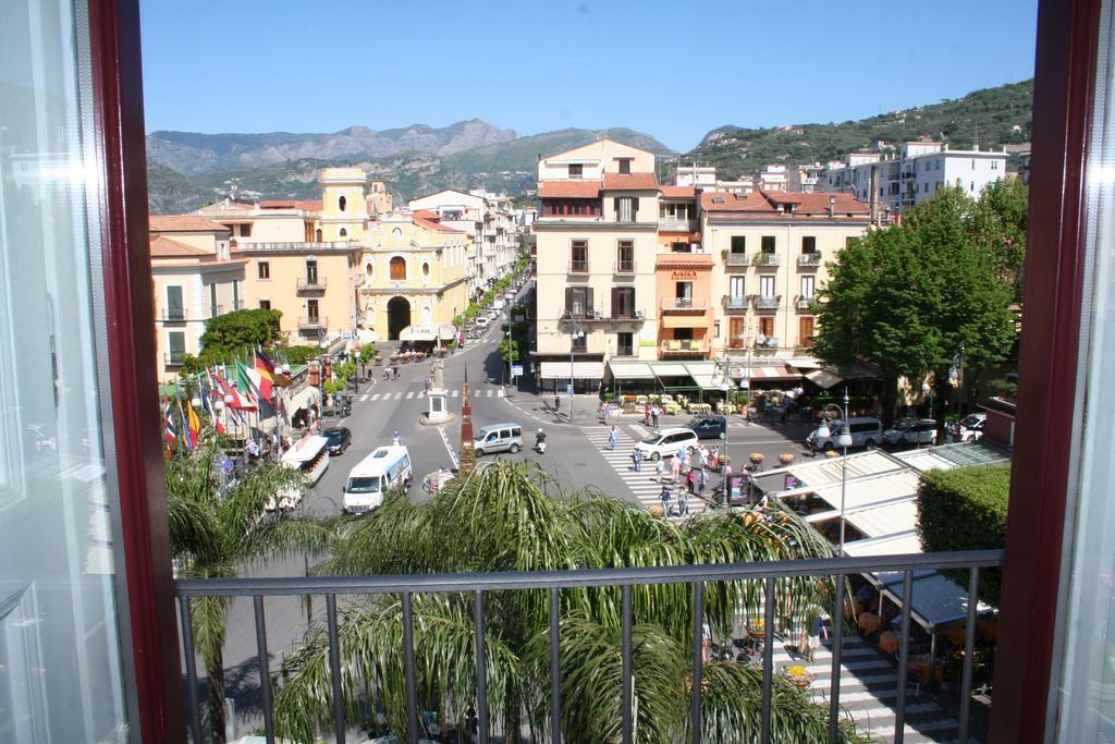 La Casa Dell'Orologio - Main Square Hotel Sorrento Værelse billede